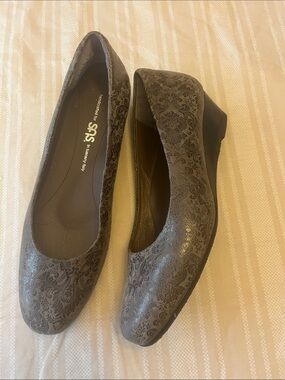 SAS Gray Patterned Wedge Flats